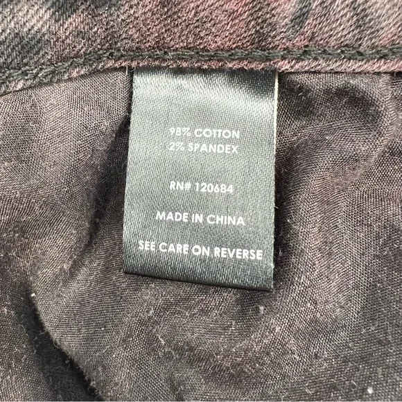 Blackheart Jeans Womans Juniors Pink and Black Bleach Wash Ripped Knees Stretch - Picture 11 of 12